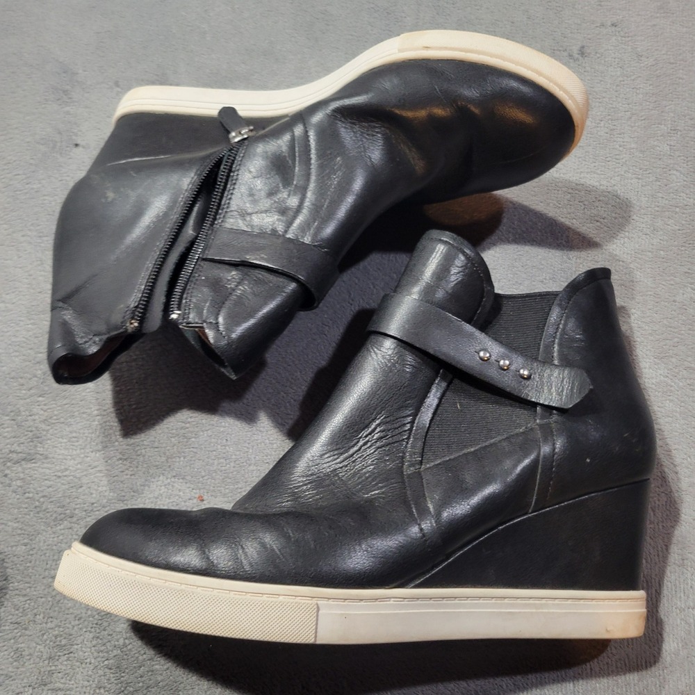 Linea‎ Paolo Wedge Sneaker Women 9 Black Leather Bootie Studded Zip Urban Edgy